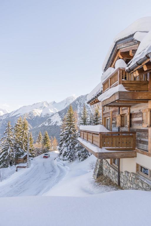 Chalet Montanum, ski in - ski out, 9 pax Courchevel 1550 - 1