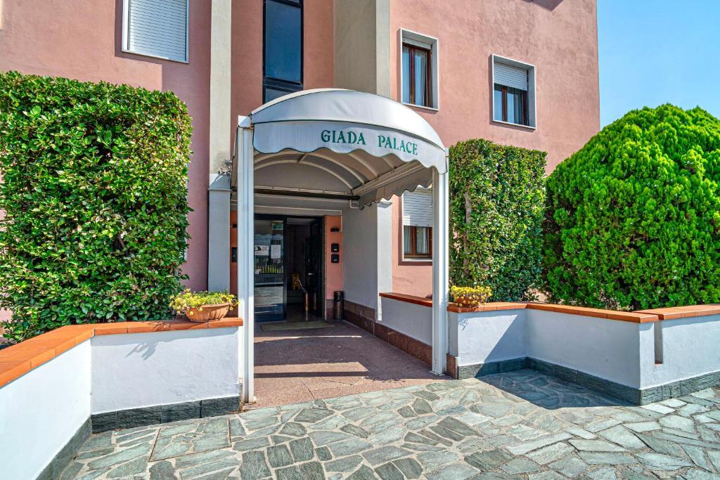 Giada Palace - Pool & Apartments - 3