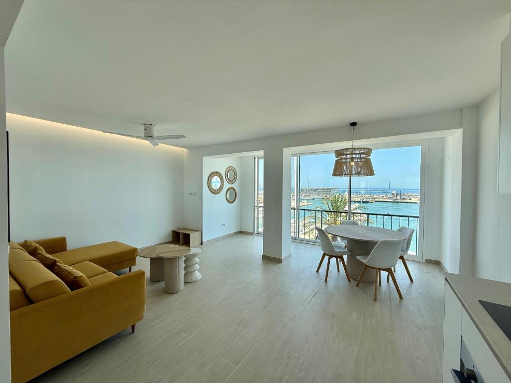 Apartamento en el Puerto con Parking - 3