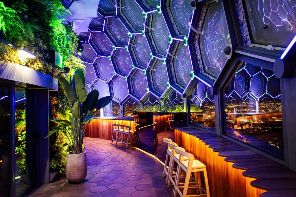Bar/lounge