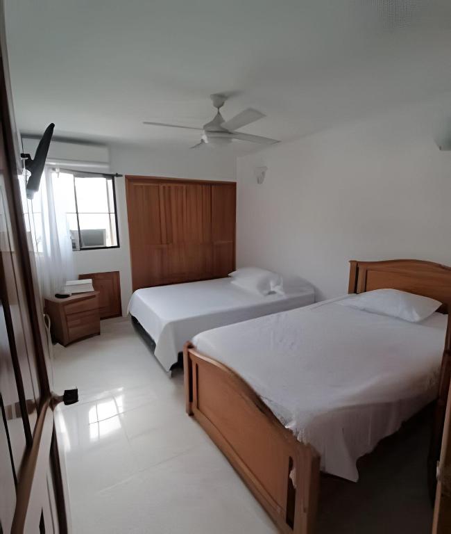 Apartamento familiar en El Rodadero – Edificio Los Laureles - 1