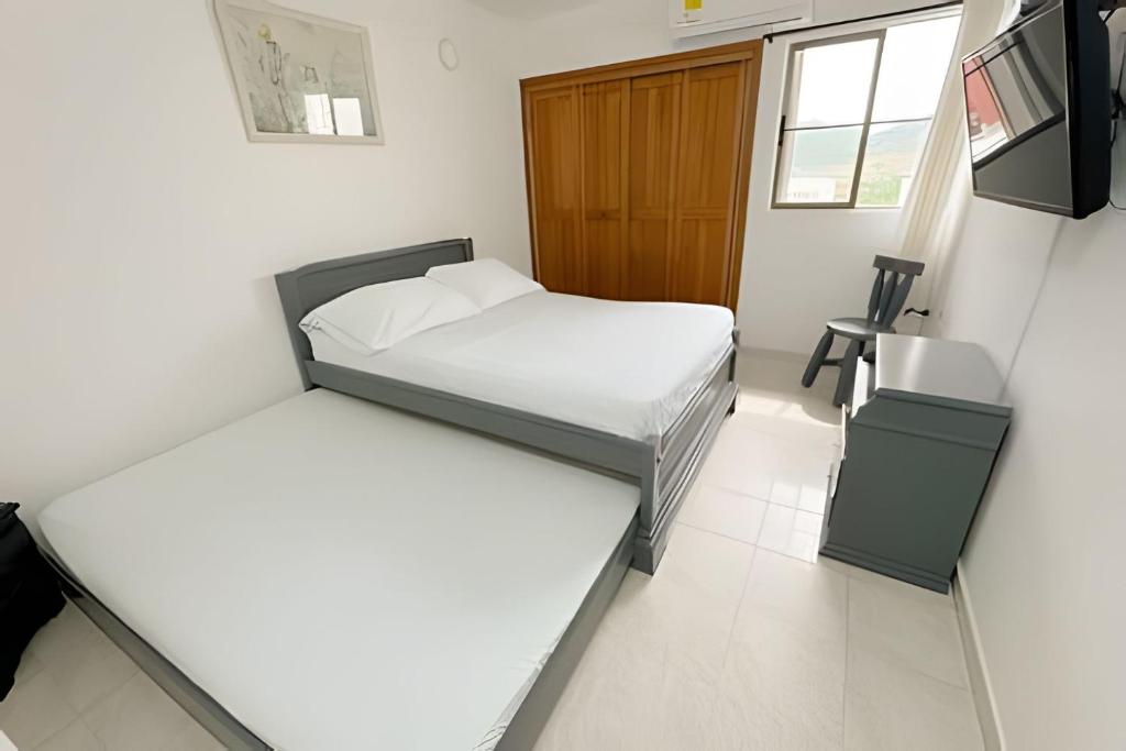 A 1 cuadra del mar | Apartamento familiar en El Rodadero – Edificio Los Laureles - 3