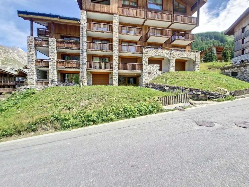 Appartement rénové avec accès pistes, parking couvert - 5
