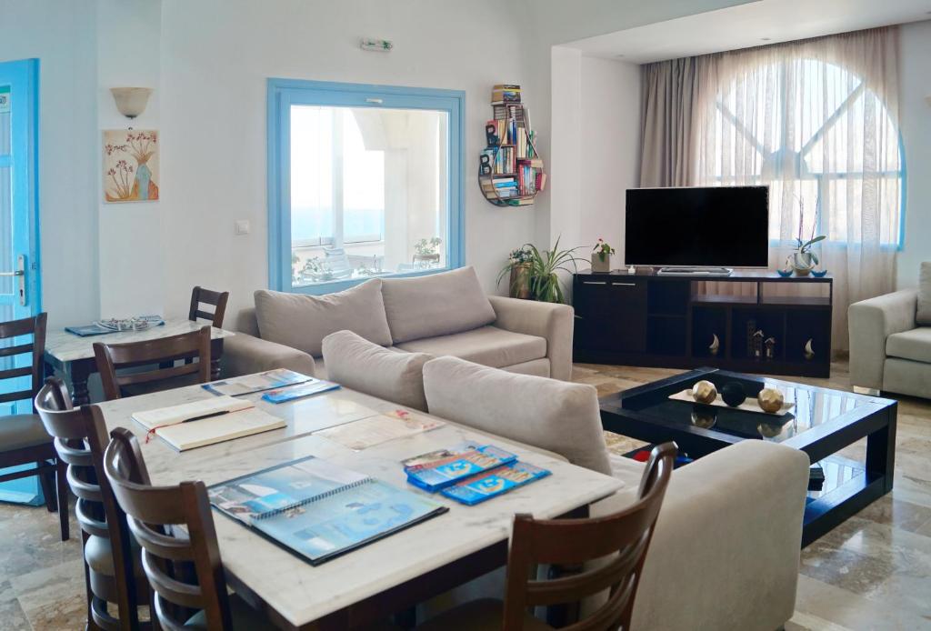 共用ラウンジ/TVエリア