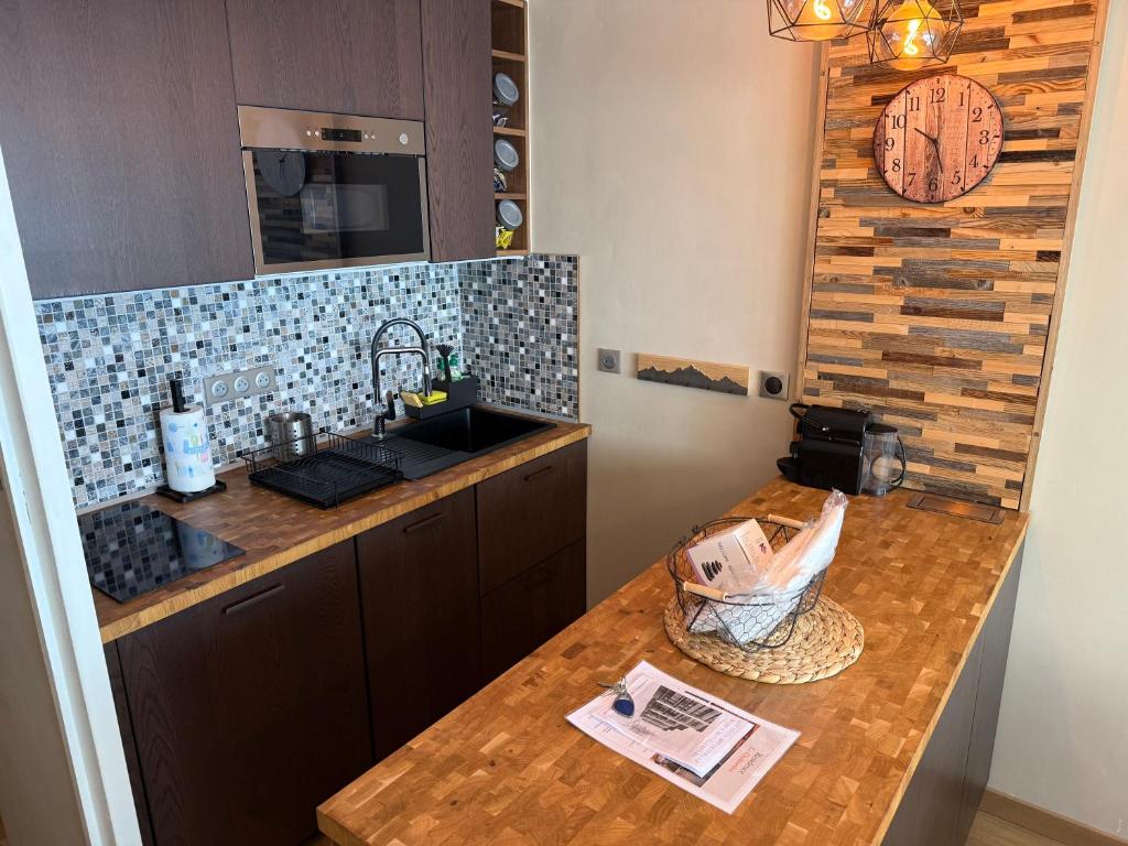 Appartement Les Chalmettes 4 Personnes au pied des Pistes Wifi - Balcon - Parking - 4