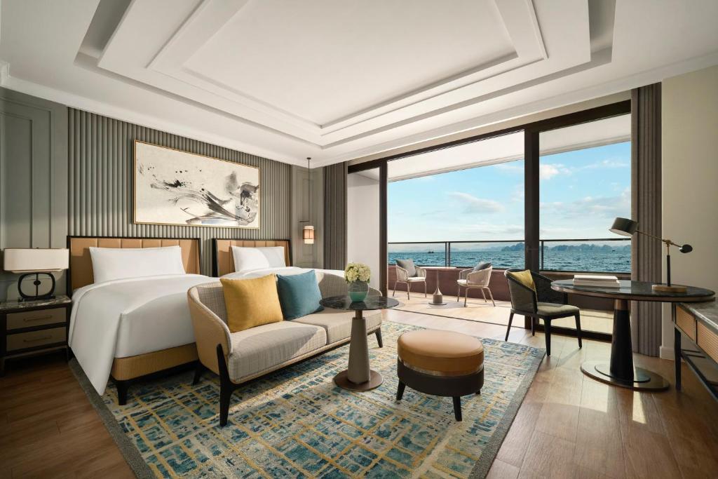 InterContinental Ha Long Bay Resort: Vị trí, đặc điểm, tiện ích, giá bán các hạng phòng & kinh nghiệm đặt phòng
