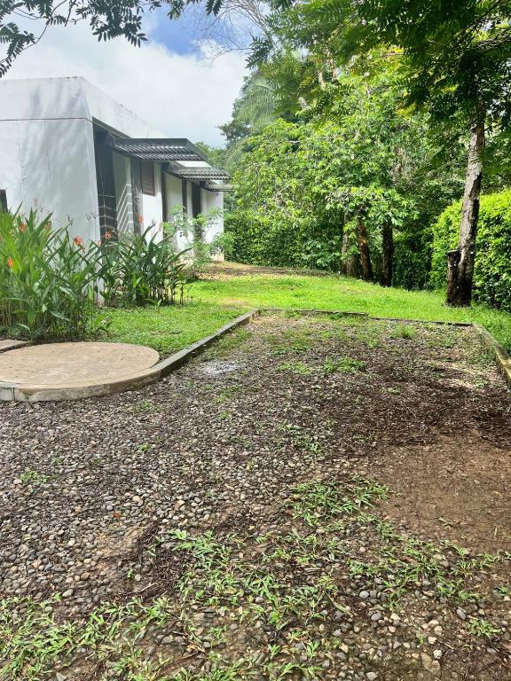 Casa campestre con jacuzzi privado en Nilo Cundinamarca - 2