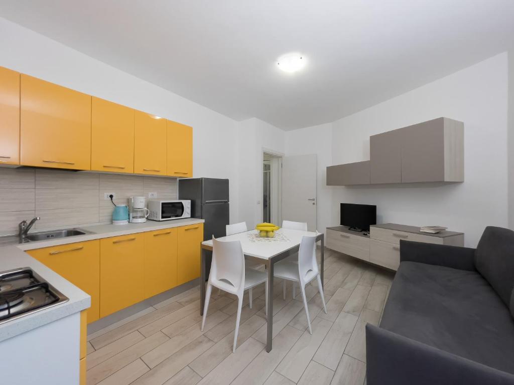Sunbeach Apartments - 5