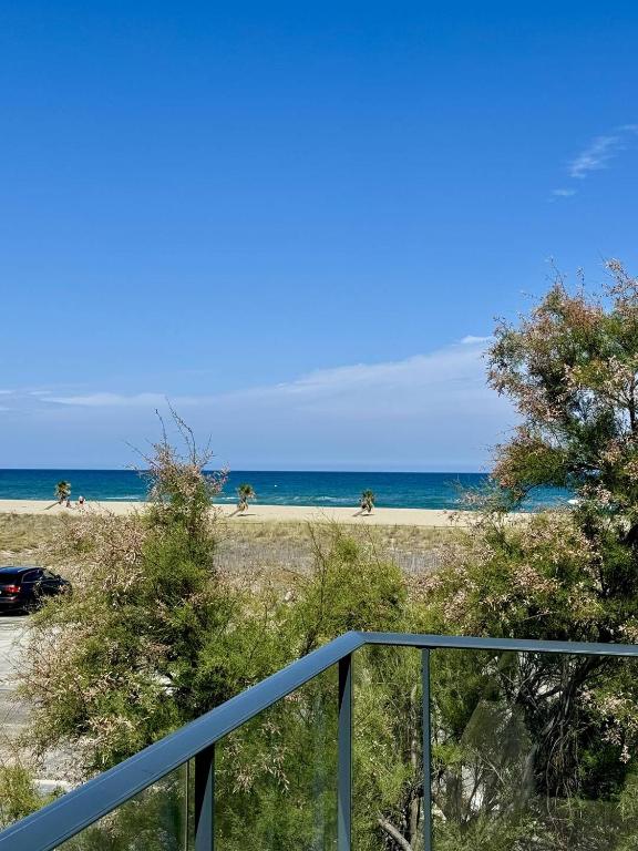 Appartement en front de mer 6BLION65 - 2