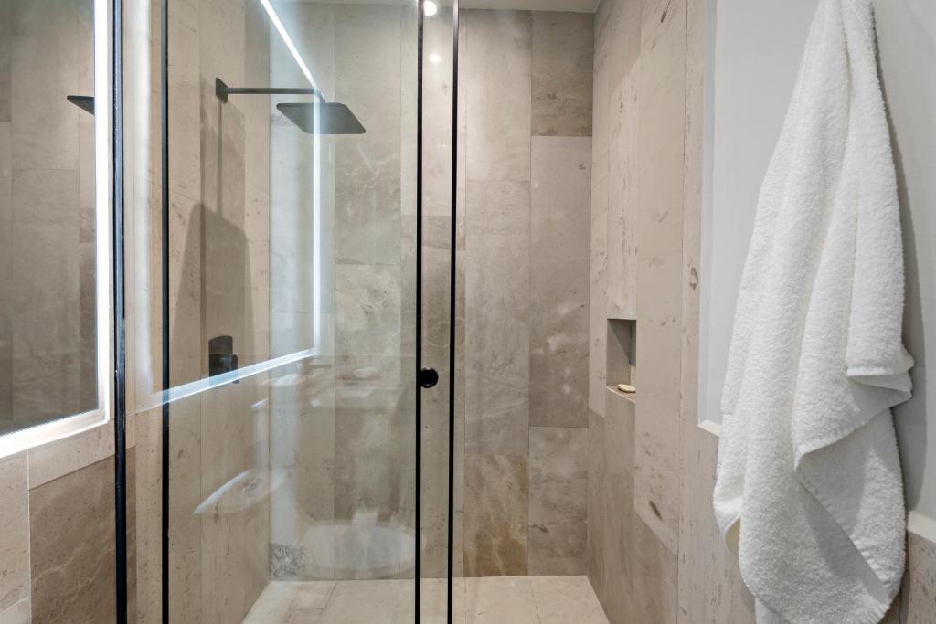 Oceanfront Luxury 2BR apartment in Puerto Morelos - 3