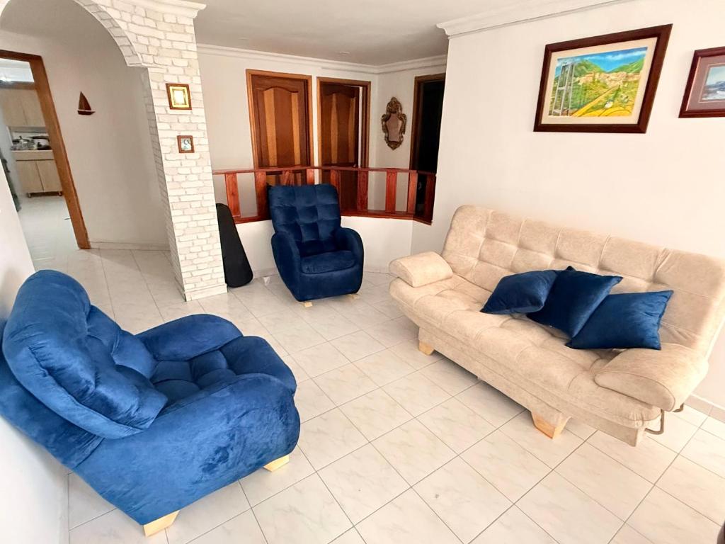 Apartamento frente al parque infantil - 1