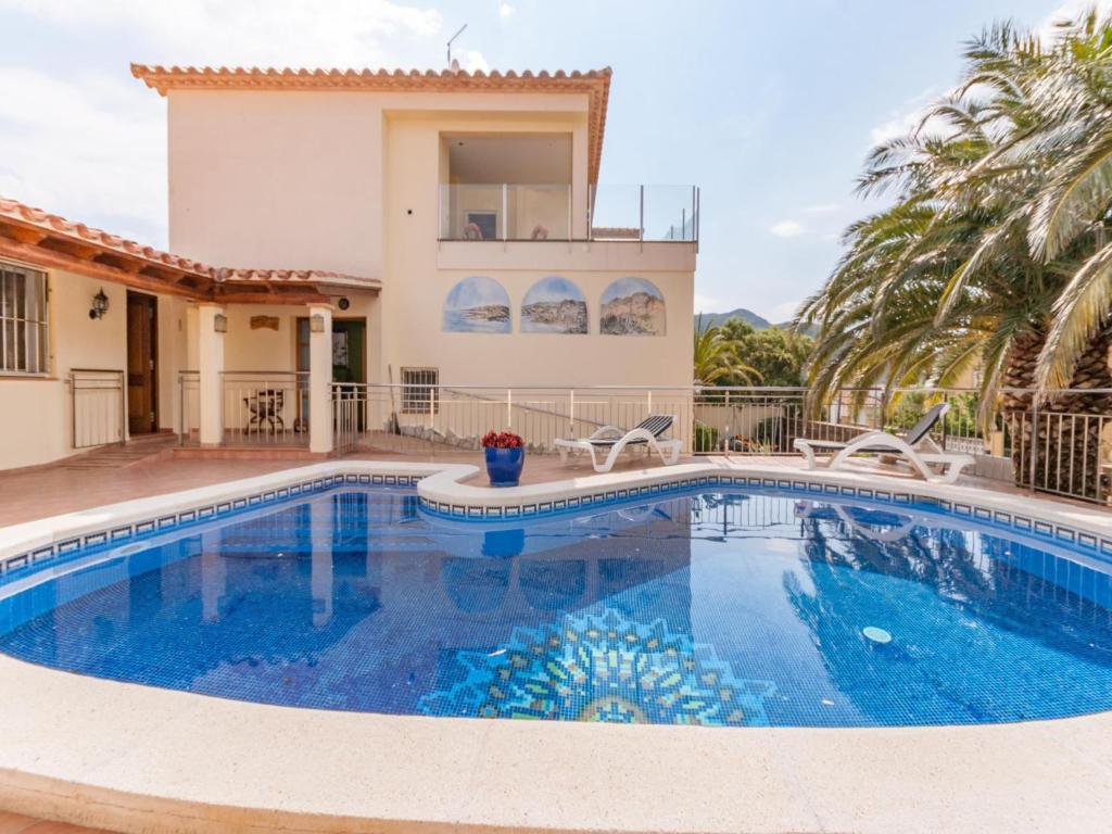 Modern Villa near Beaches - 1