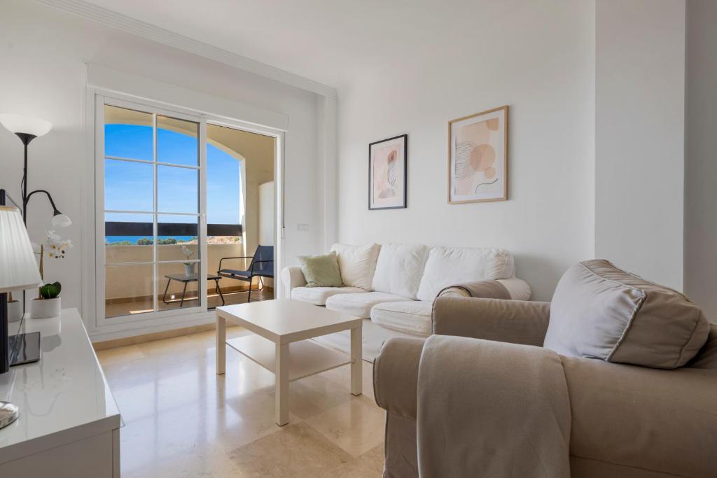Seaview & Golf, 2 bedroom Apartment Benalmadena by Casa del Sol HR - 4
