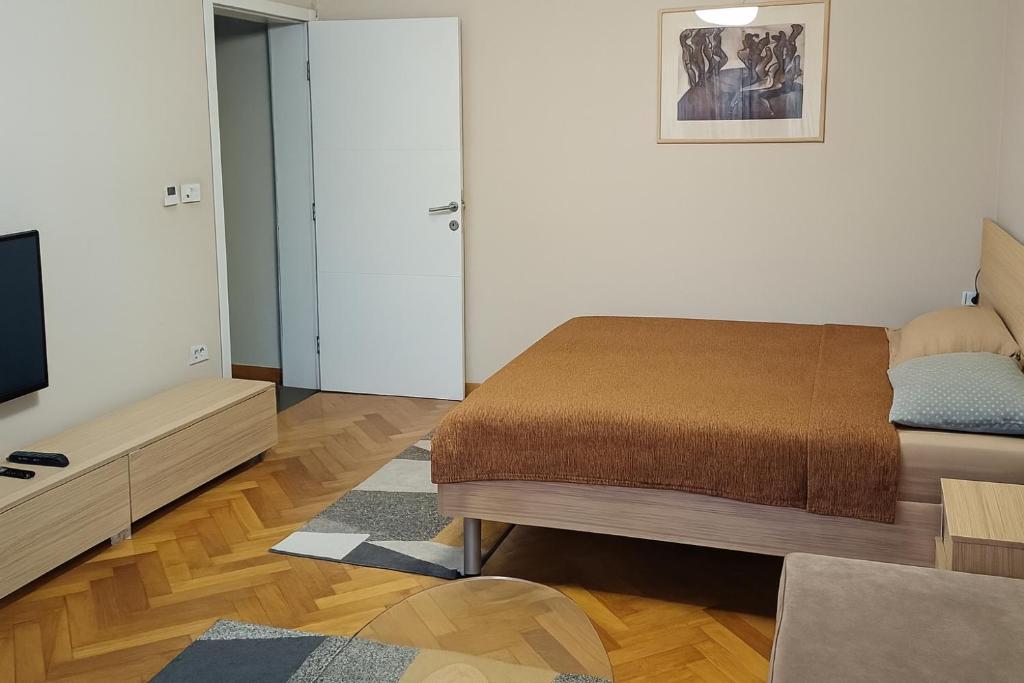 LP apartment - 2
