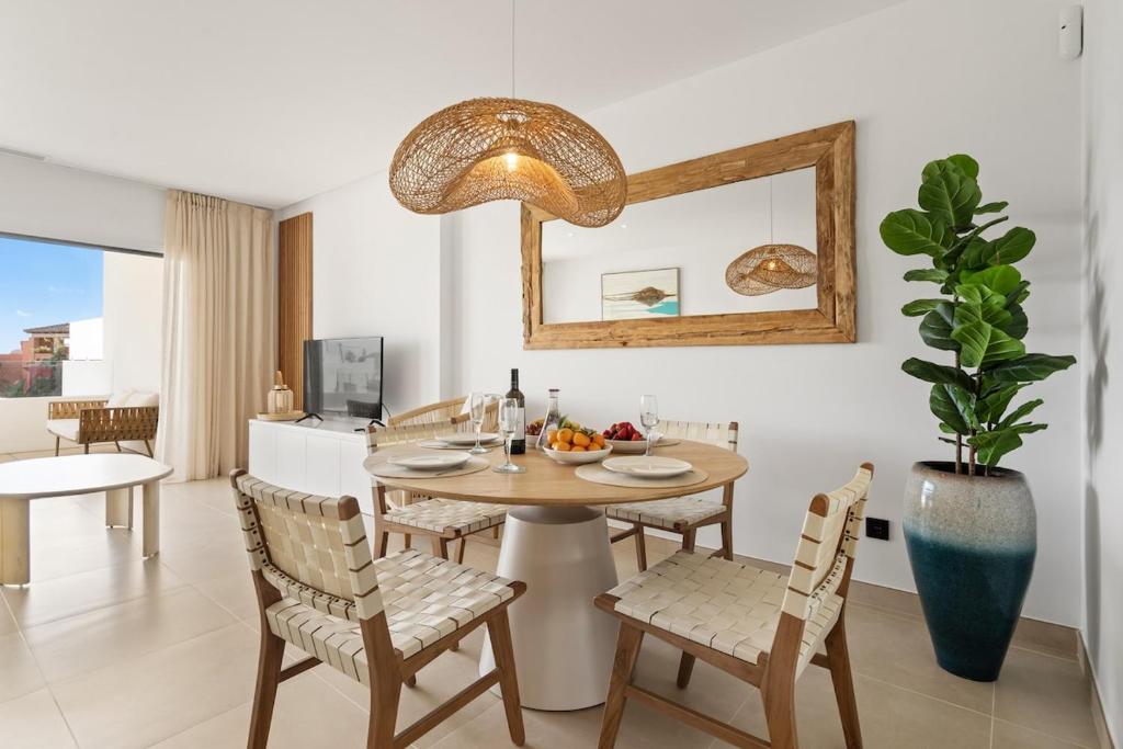 Modern Apartment with Terrace & Pools Next to Golf - 5