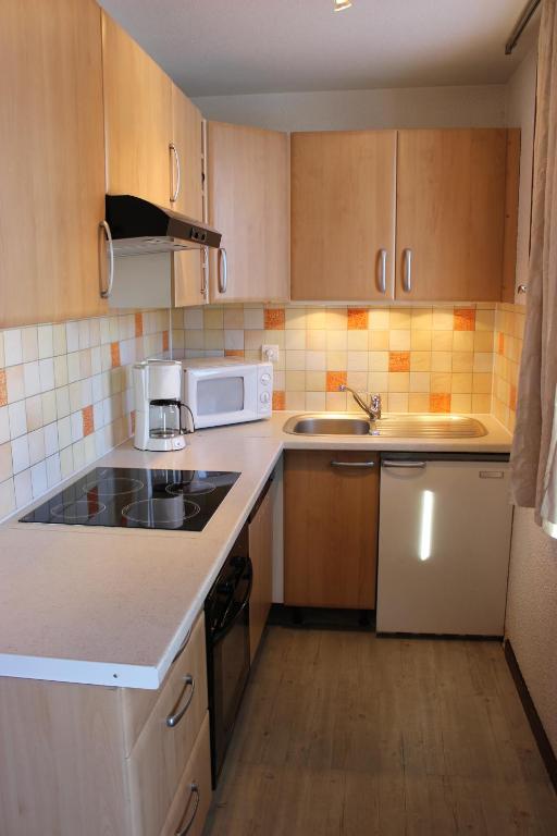 Kitchen, Lac Blanc Appartements VTI in Saint-Martin-de-Belleville