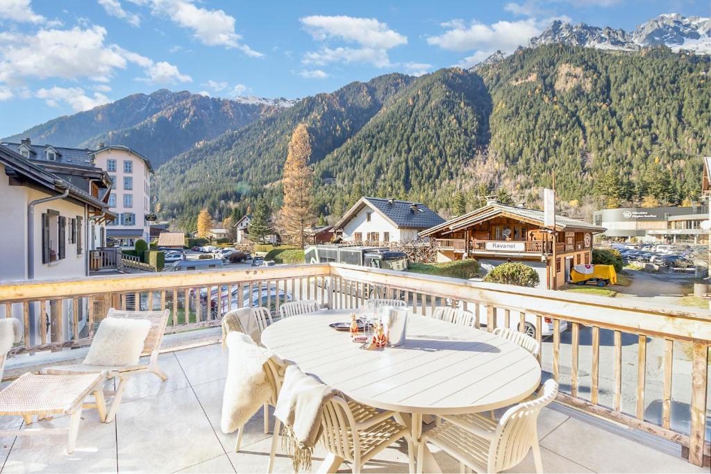 Chalet Scandinave - Ski-in out Piste Flegere - Next to Golf - By Cozee Rentals - 1