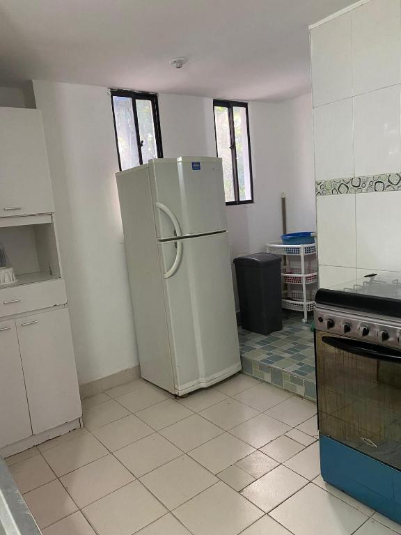 Apartamento Edificio Los Tunjos-Rodadero - 4