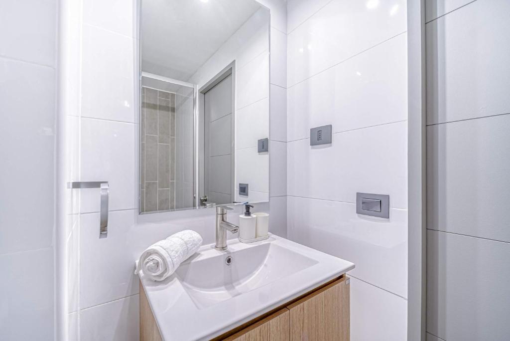 Nomad Stay Chic apartment Pool Wifi near La Moneda - 4