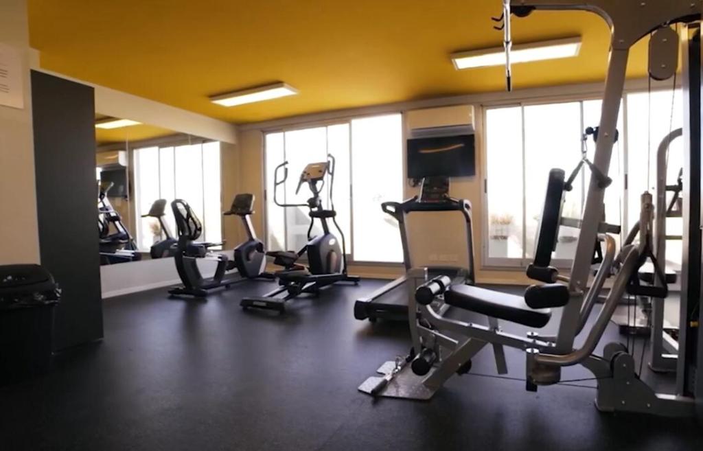 Excelente apartamento en edificio con amenities Frente Abasto Shopping y calle Carlos Gardel - 5