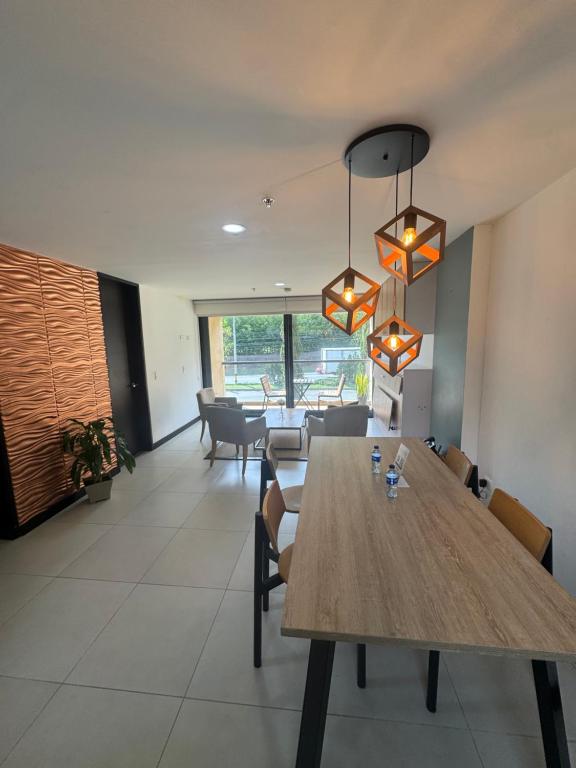 Hotel Rioverde Suite Cerca de Aeropuerto JMC - 1