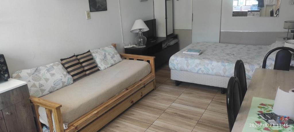 Ezeiza 1 Nuestro lugar a 15 minutos del aeropuerto TRANFER OPCIONAL DESDE Y AL AEROPUERTO DE EZEIZA o Aeroparque LAS 24 horas pet friendly - 4