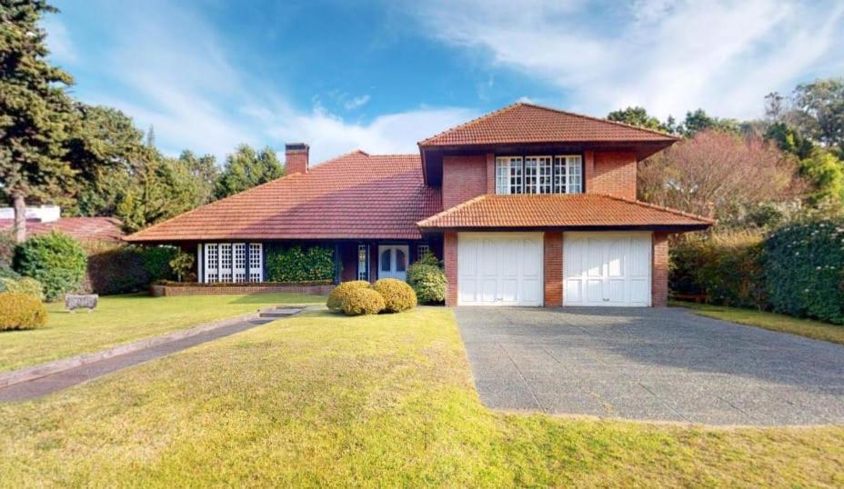 Casa ZONA GOLF PINAMAR 300 mts del mar - 1
