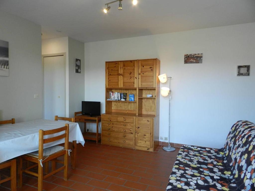 Appartement 2 pièces avec terrasse et parking au Lavandou - FR-1-251-894 - 5