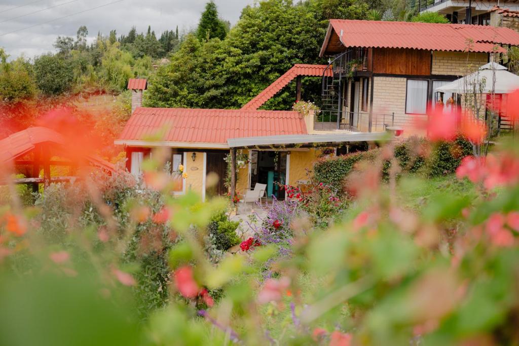 La Rosaleda - Hermosa finca, vista al lago, bosque privado y BBQ - 1