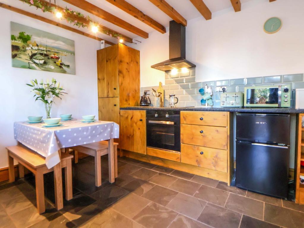 Woodland Cottage, Llangollen photo 5