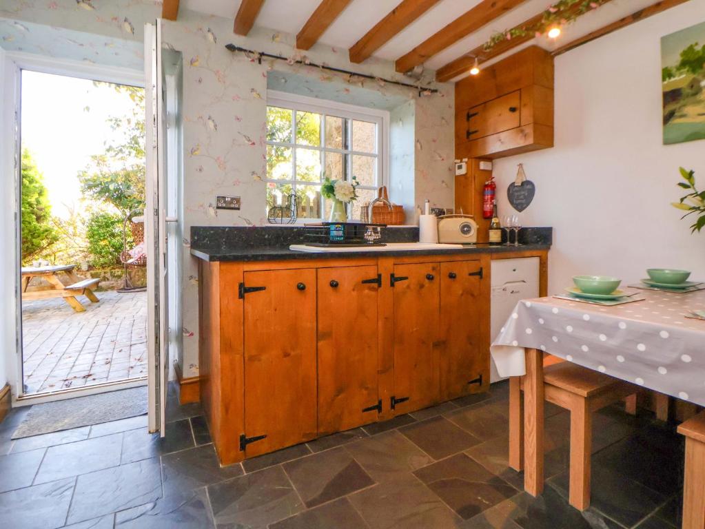 Woodland Cottage, Llangollen photo 7