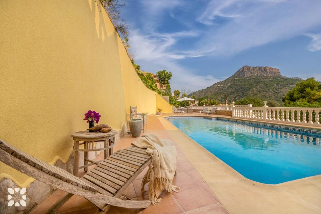 Villa Cala Encantada Sea View Apartments with Pool - 4