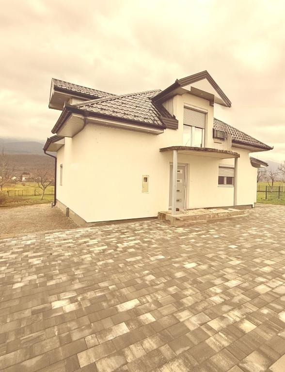 Peace Holiday Home - 2
