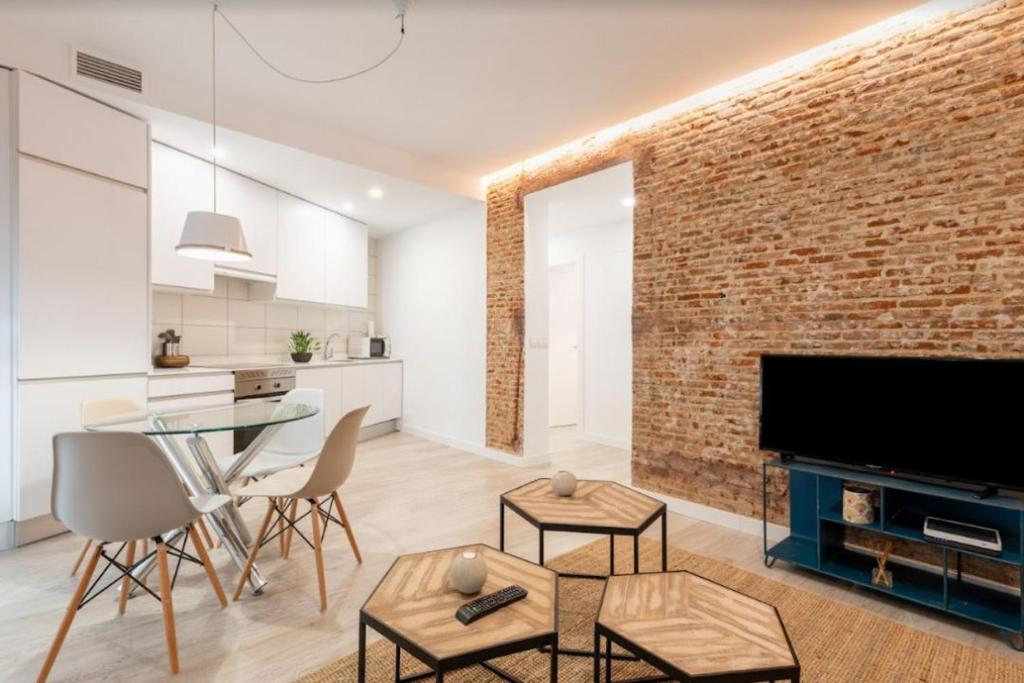 Bright and Refurbished-2BED 1BATH-Ventas - 2