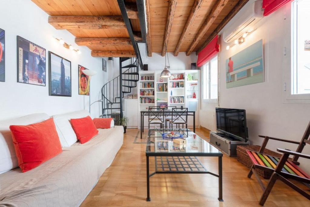Duplex Terrace- 2BED 2BATH- CHUECA - 3