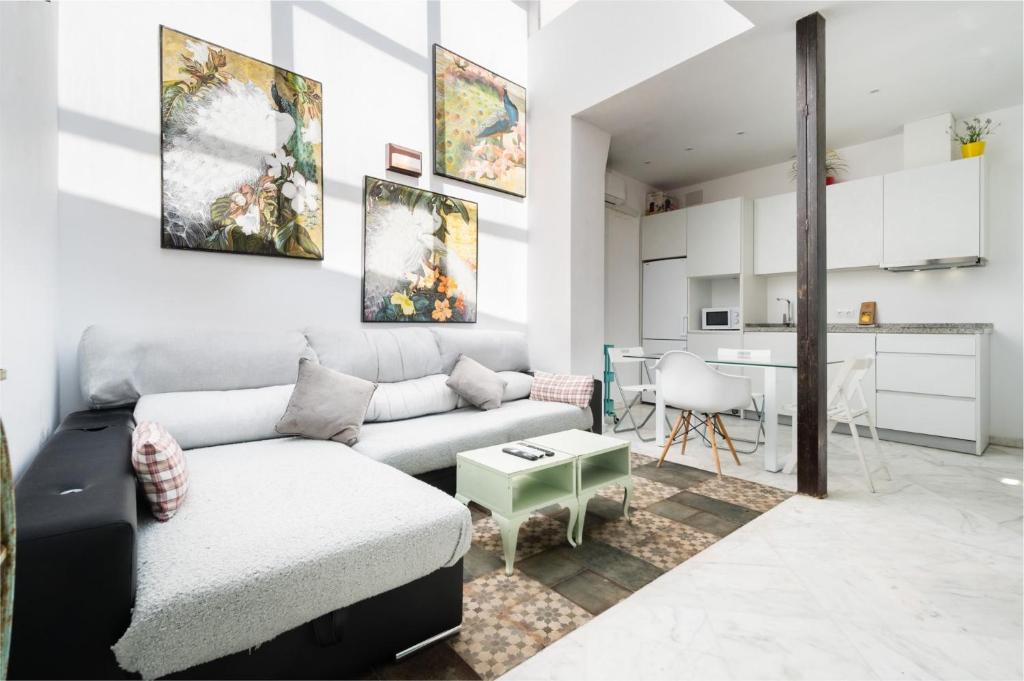 Penthouse con terraza- 2D 2B- Triana - 1