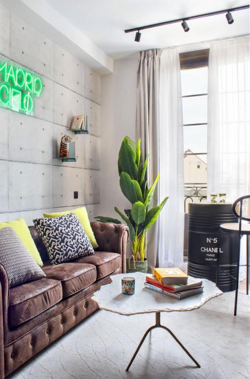 Cozy Bright - 1Bedroom 1 Bathroom - La Latina - 2