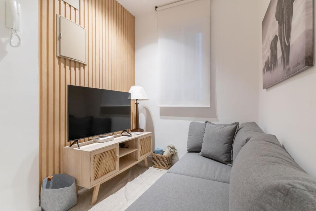 Modern and cozy-1Bedroom 1Bathroom-Azca - 4