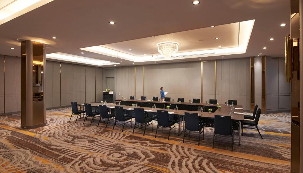 غرفة الاجتماعات/الاحتفالات