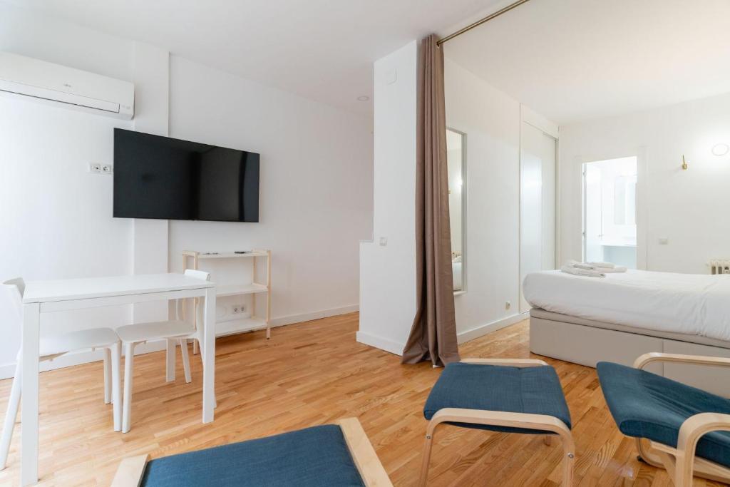 Cozy and Bright-1Bedroom 1Bathroom-Las Letras - 3