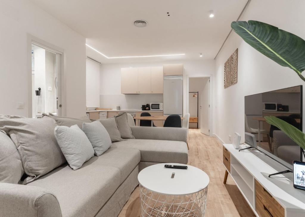 Modern Stylish-3Bedrooms 1Bathroom-Chamberí - 4
