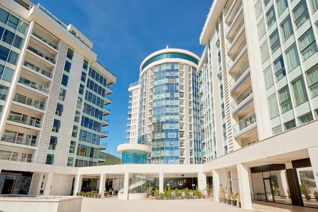 Sunrio Apartments - 1