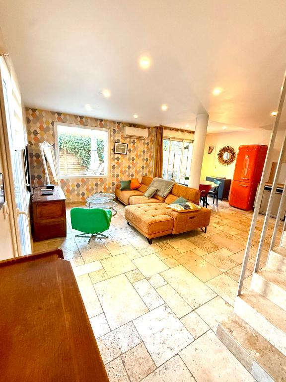 Maison avec Piscine et Jacuzzi Proche des plages - 3