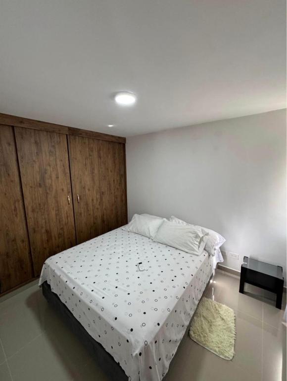 Modern apartment in Alameda del Río, Near Buenavista - 1