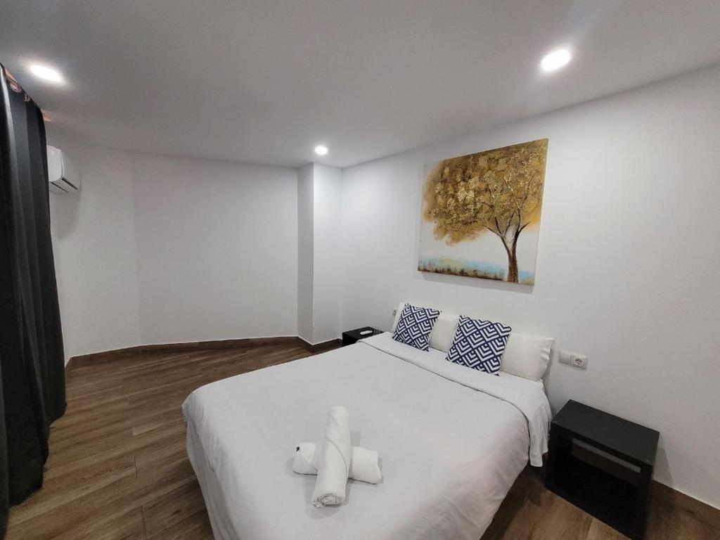 AYZ Elcano - Auto check-in property - 2