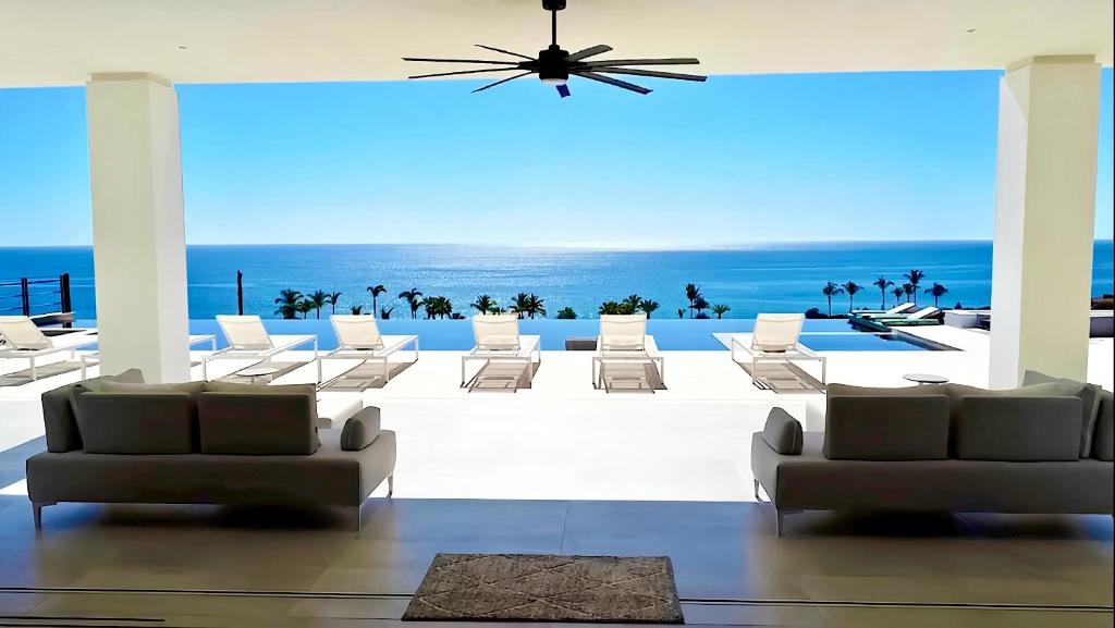 Poco Paraiso - 2