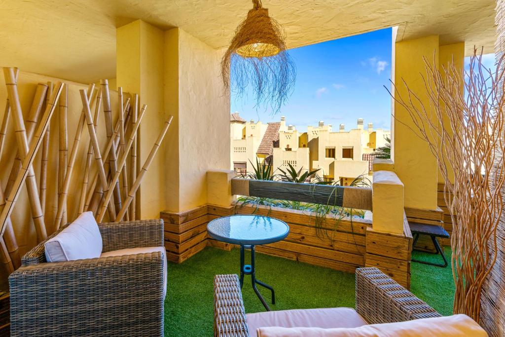 2199-Apt with terrace and pools - 3