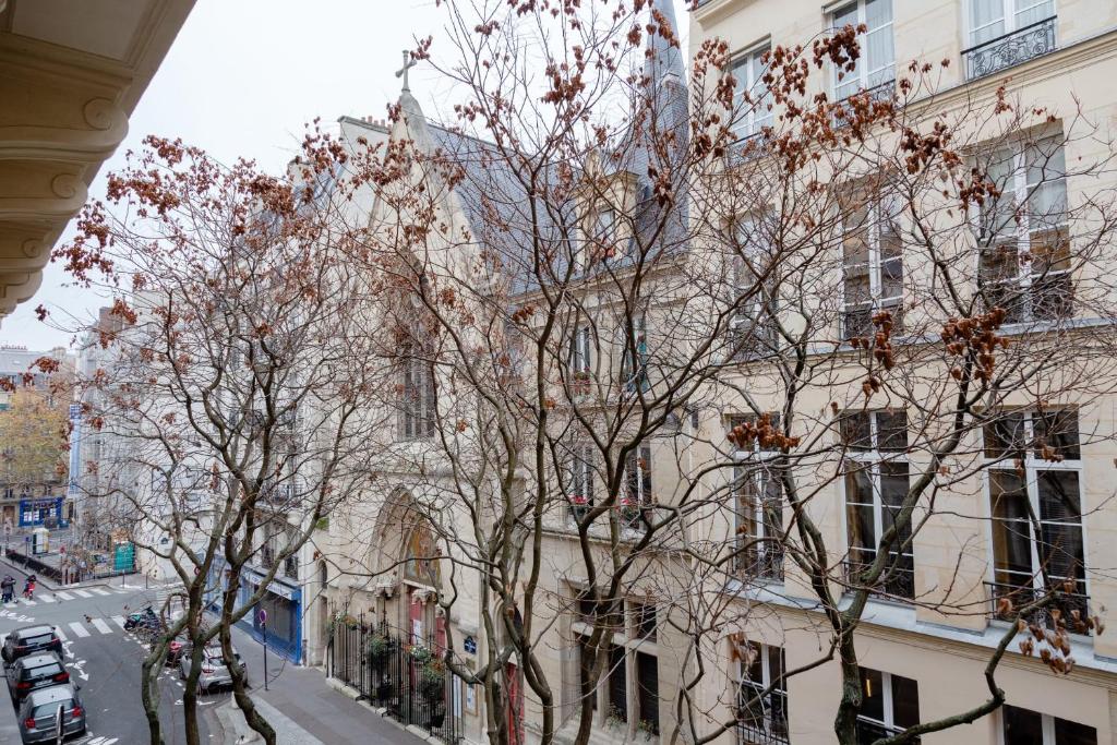 Bright And Luxurious Apt In The Heart Of Paris - 1