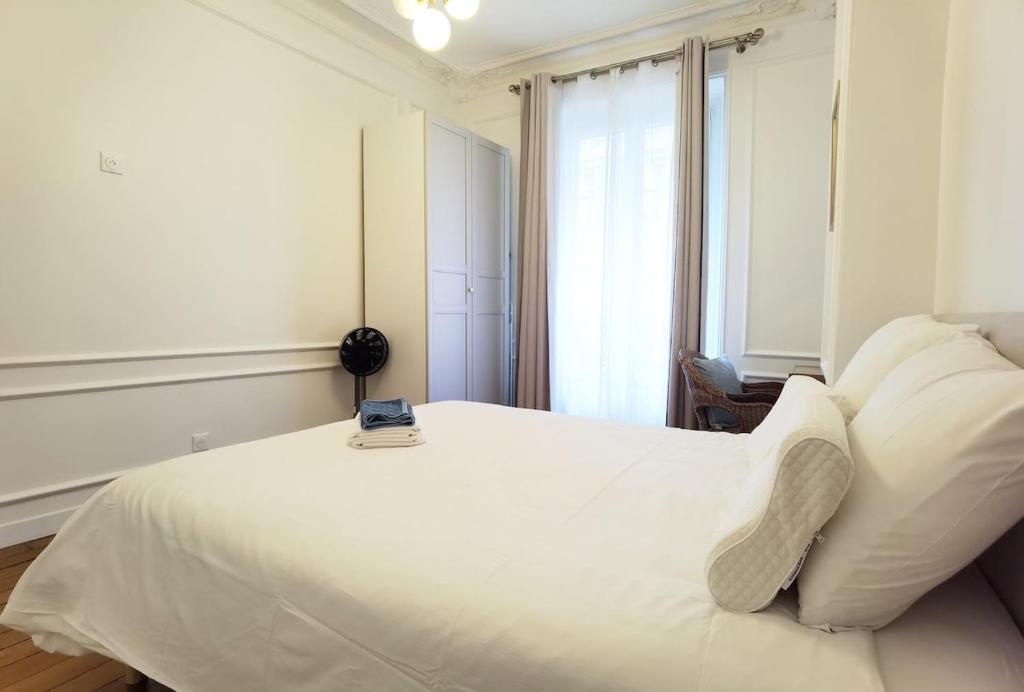 Haussmann 2BR Apt in Le Marais for 6 & 3mns to metro - 3