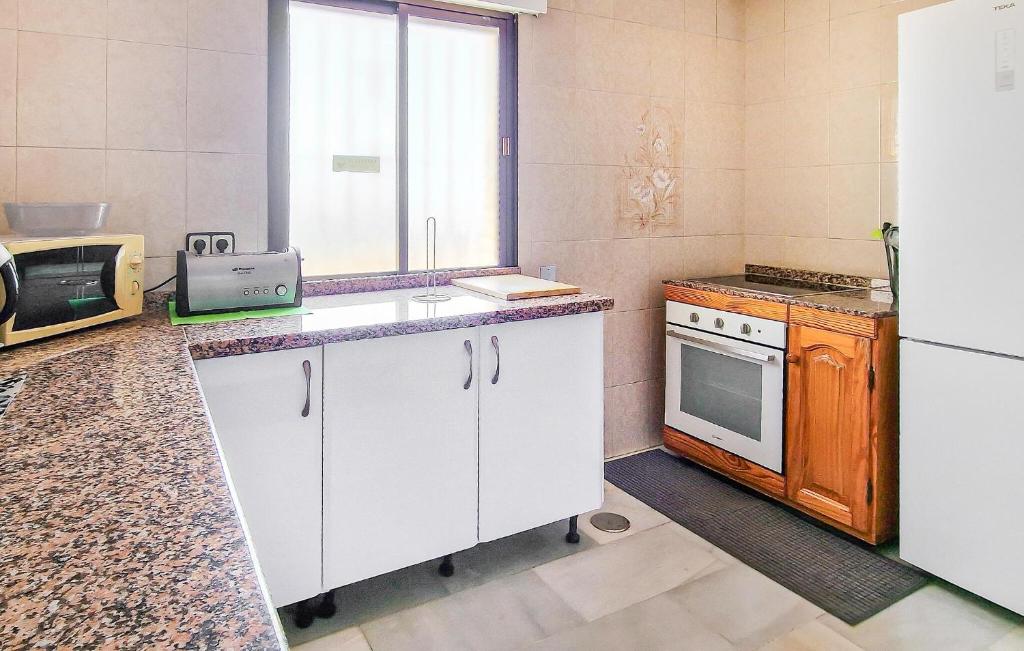 Nice Apartment In Malaga - 4